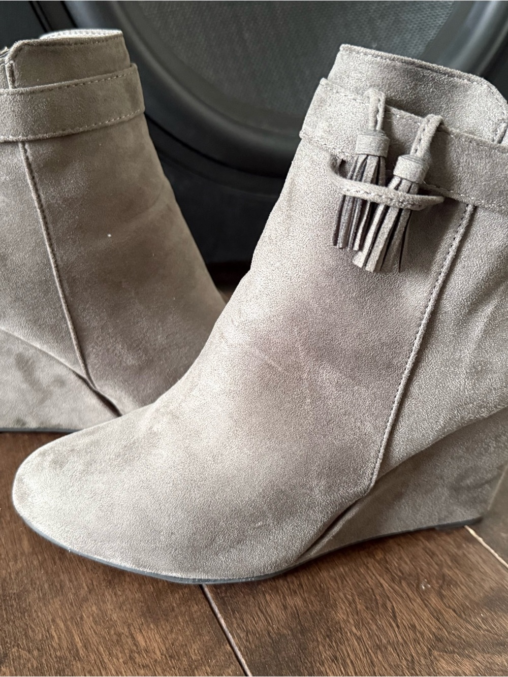 Wedge Ankle Boots in Grey Suede with Movable Tassel Detail